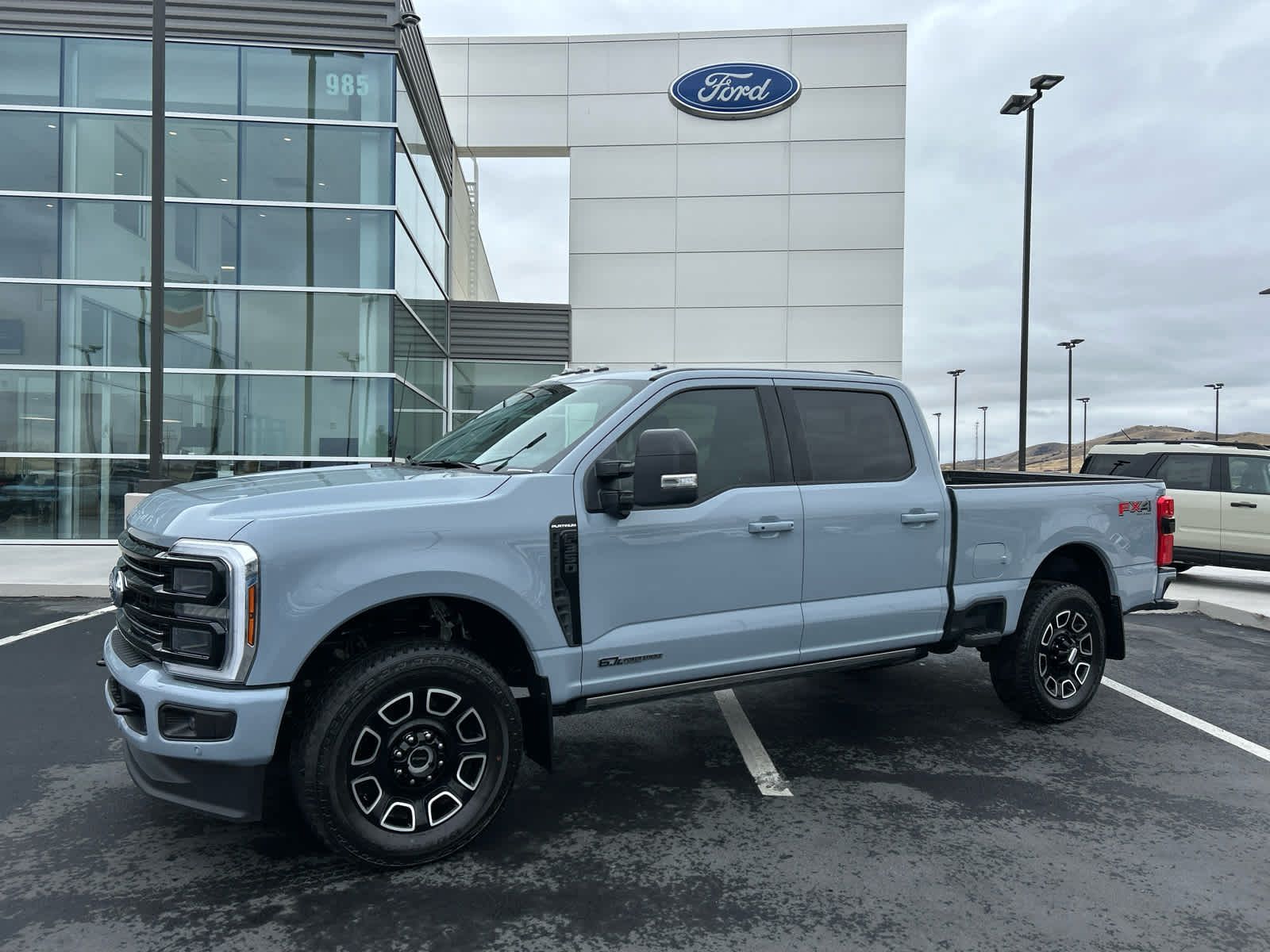 2025 Ford F-350 Super Duty Platinum
