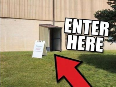 Warehouse Sale – This Friday, August 28th!
10:00 AM – 3:00 PM
Join us for a huge warehouse sale featuring tons of new inventory
