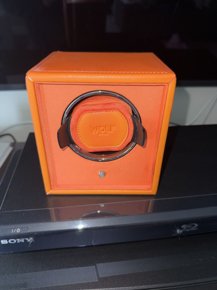 Wolf watch winder