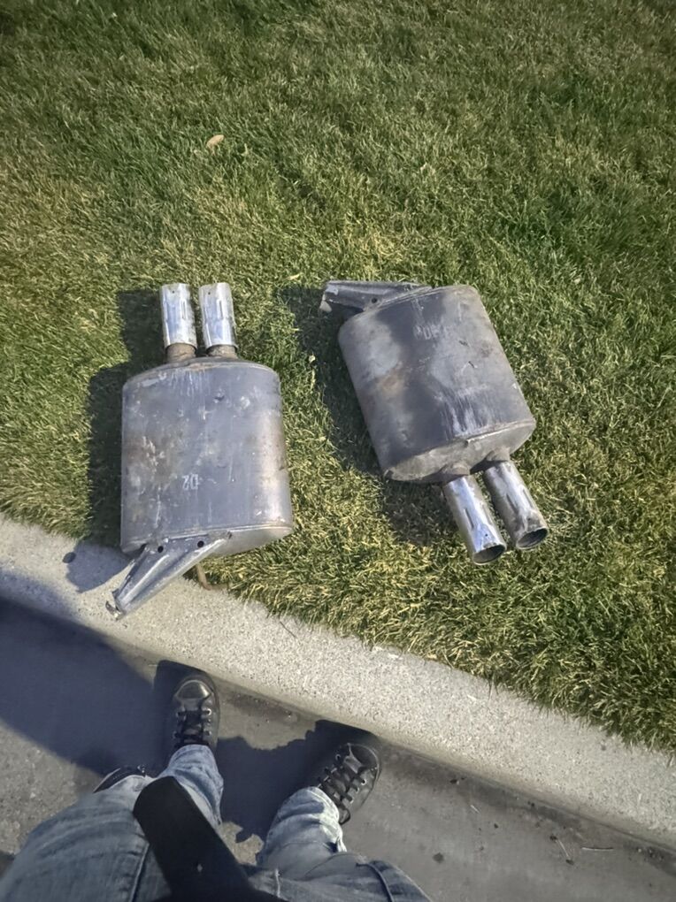 2006 Infinite M35 Sport Mufflers