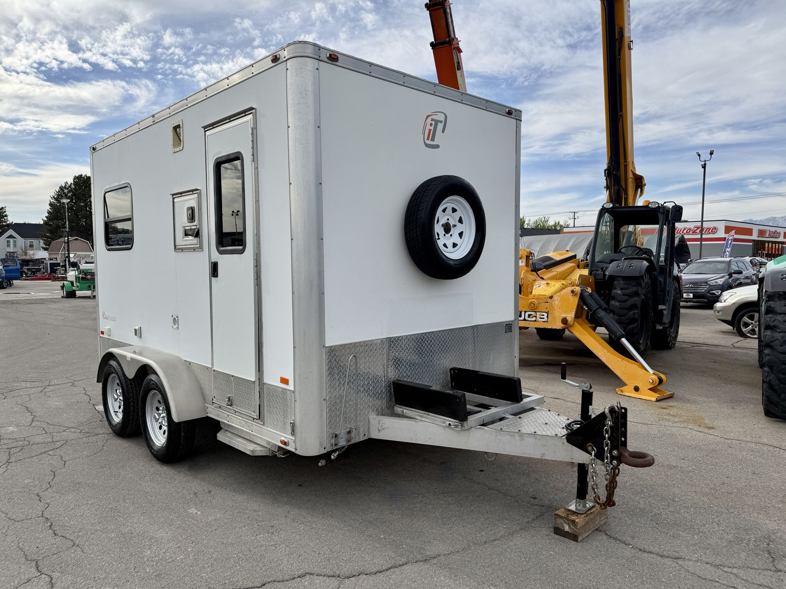 Used Fiber Optic Splicing Trailer 2011 InTech Tandem Axle