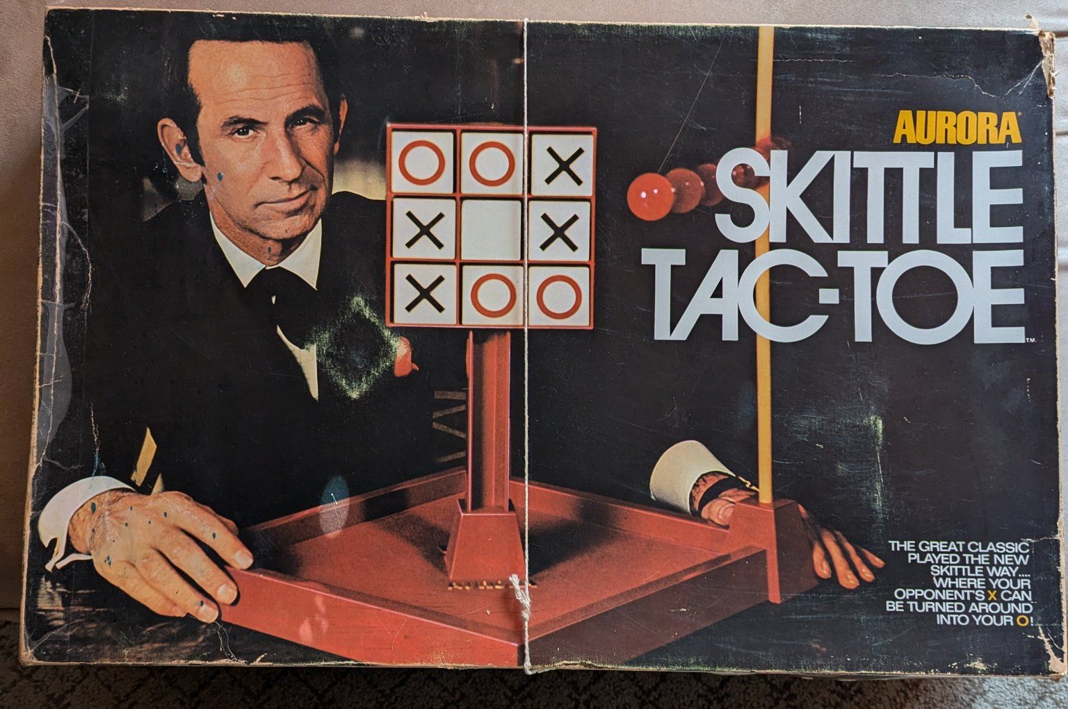 SKITTLE TAC-TOE Game (Aurora 1972)