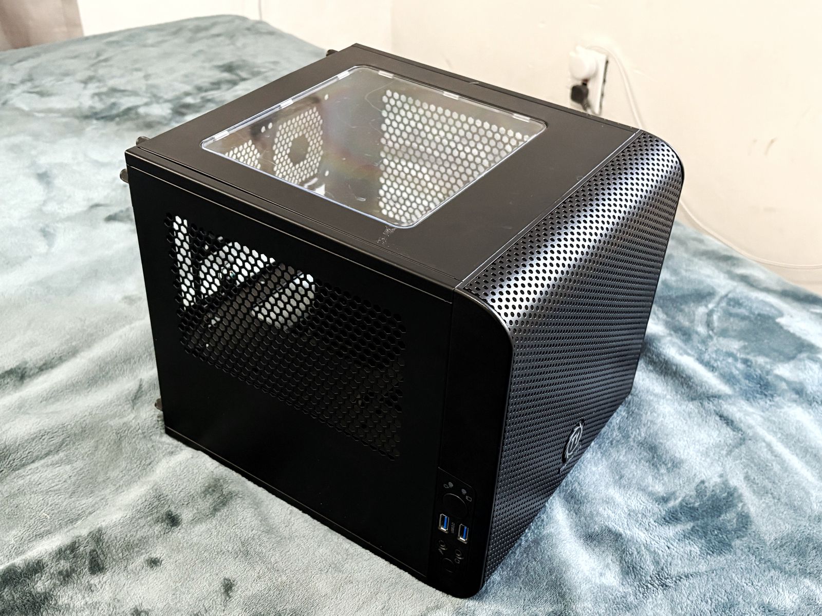 Thermaltake Core V1 SPCC Mini ITX Gaming Computer Case with 200mm Fan