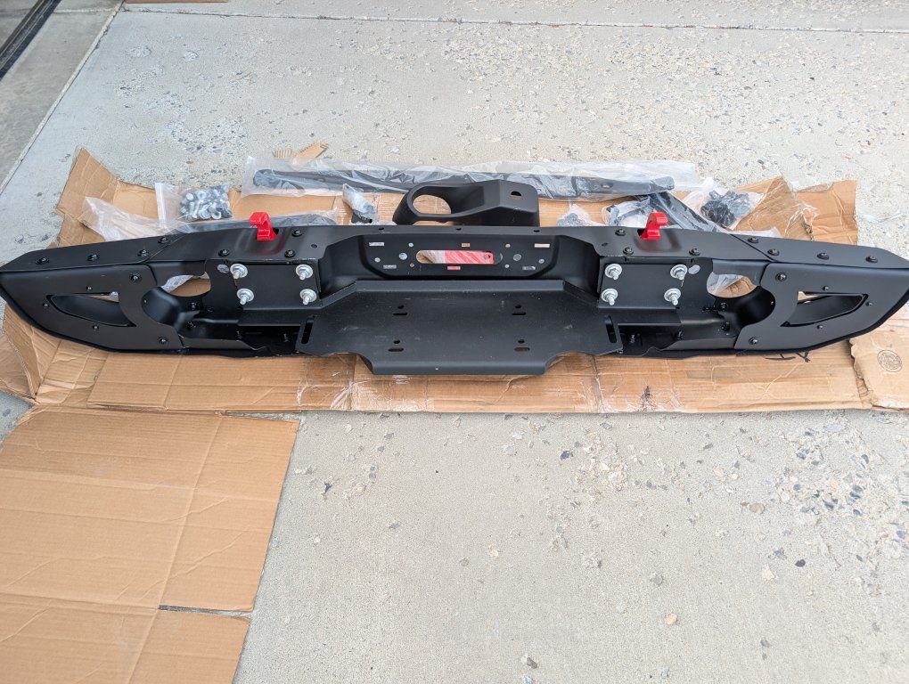 Main image 3