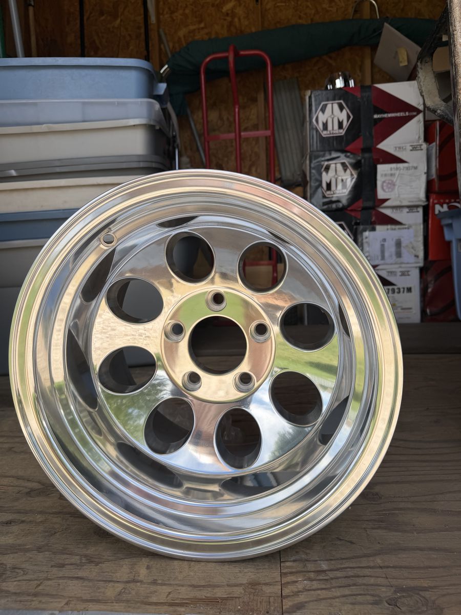 15 x10 inch chrome wheels