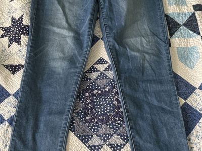 Democracy jeans