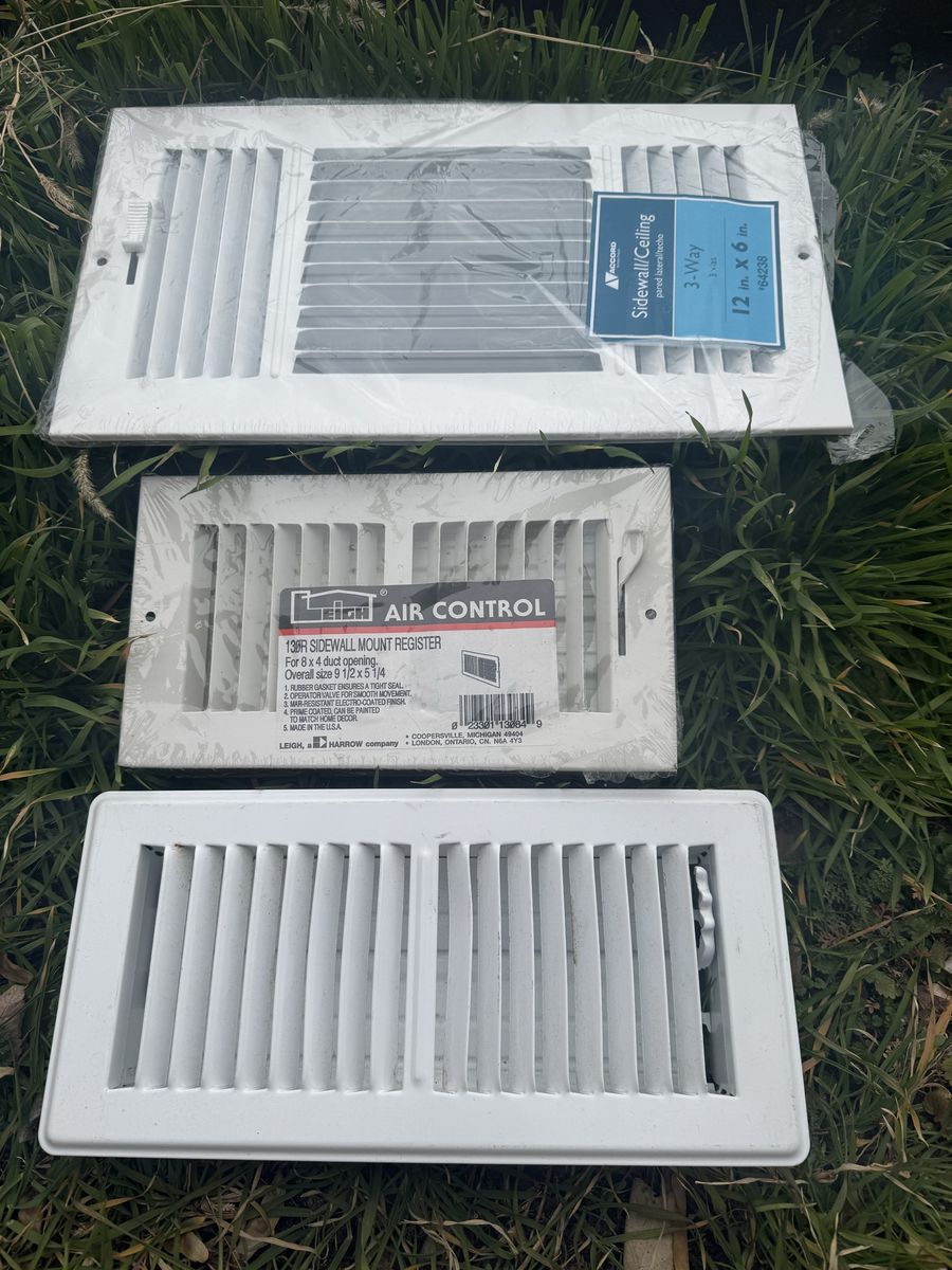 New Accord 12x6" 3-Way Sidewall/Ceiling Register Vent & Hart & Cooley 9.5x5.25" Sidewall Mount Registers