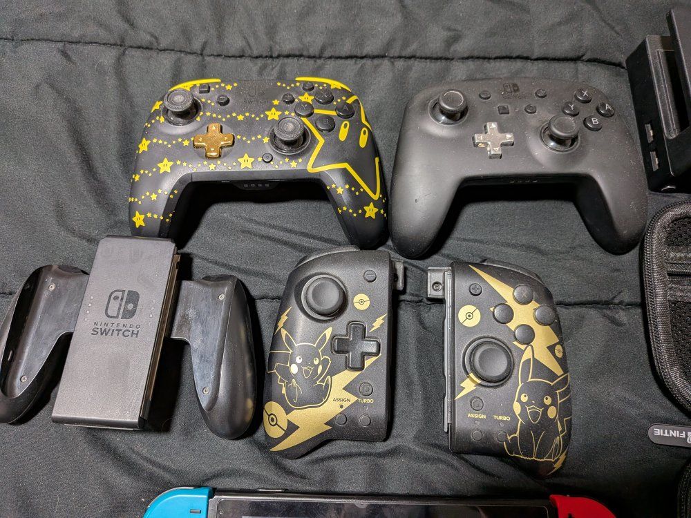 *NINTENDO SWITCH*