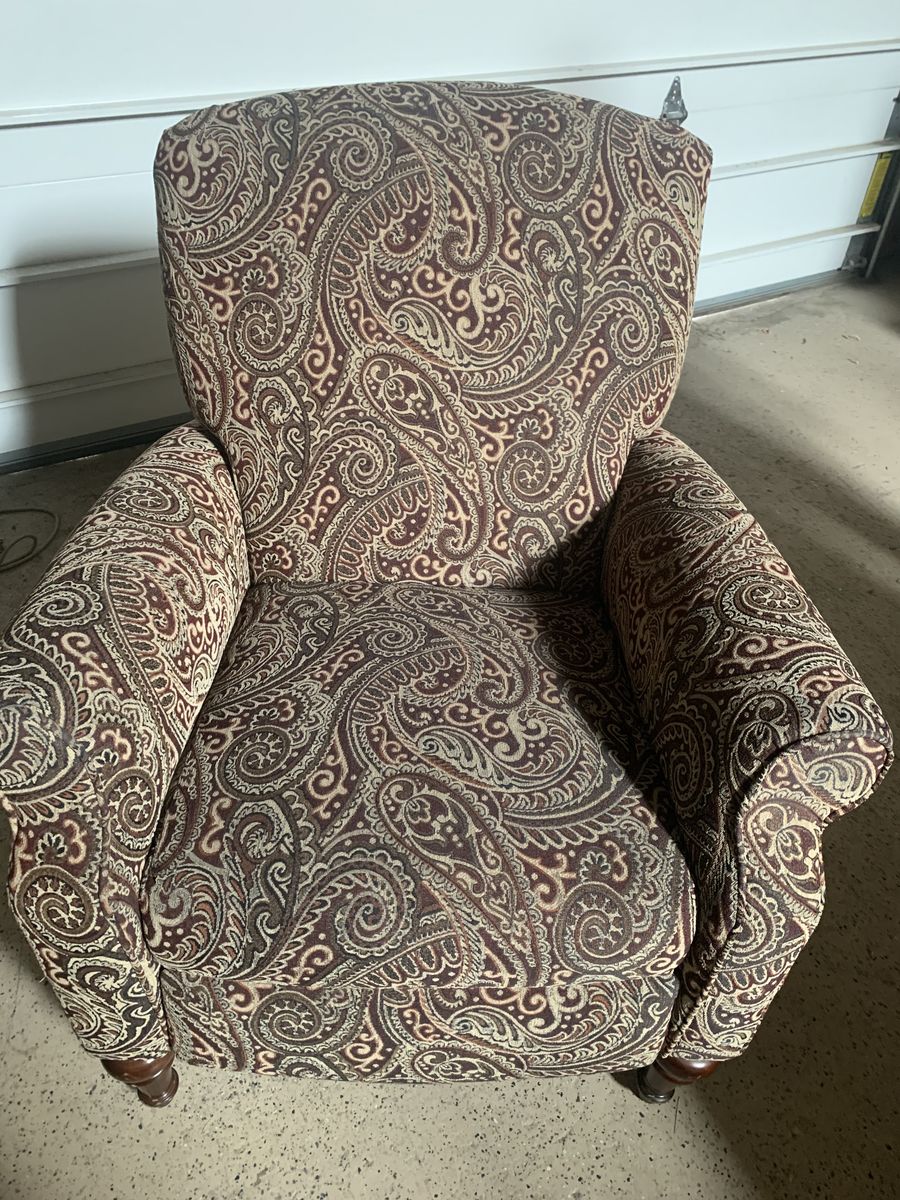 Accent Chairs