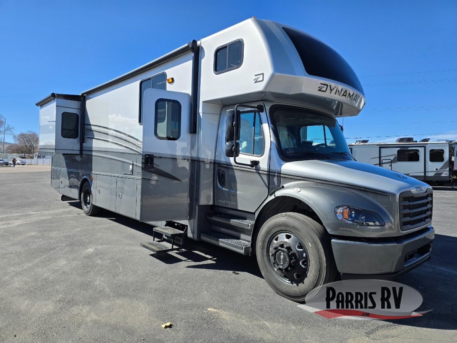 New 2026 Dynamax Europa S 37CA