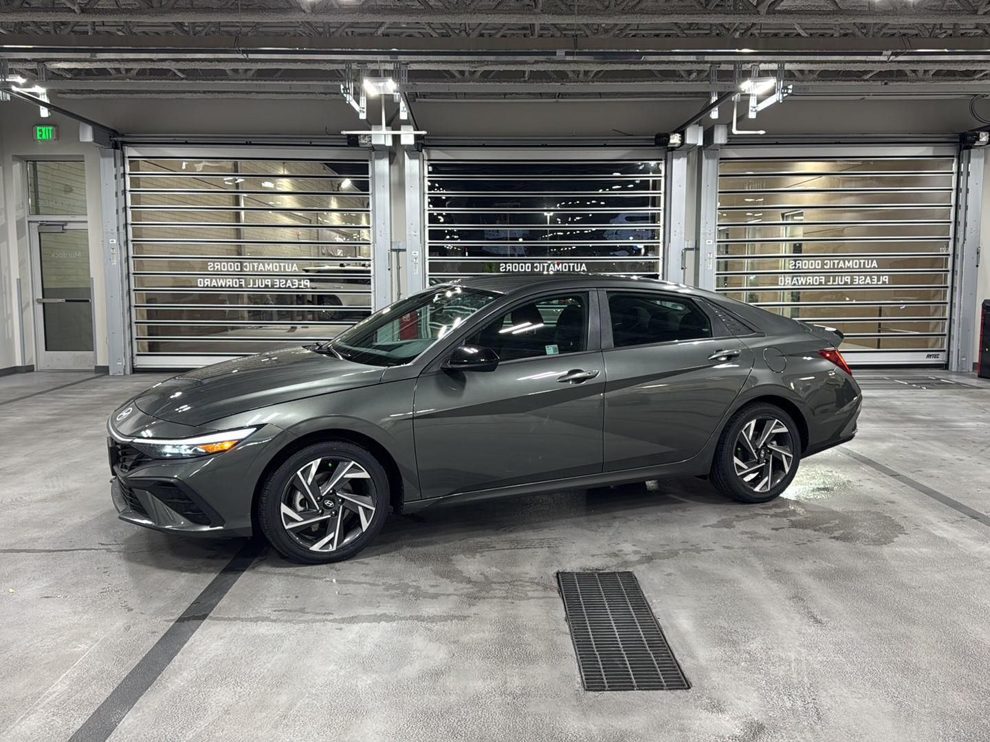 2025 Hyundai Elantra Hybrid SEL Sport