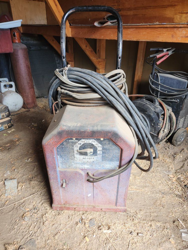 Lincoln Electric AC-225-S Arc Welder - Used, Reliable Stick Welder with Cables