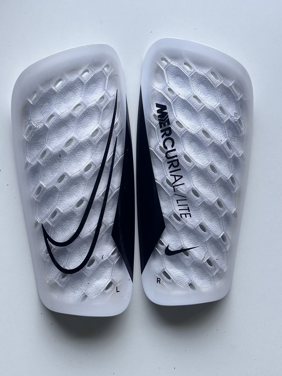 Nike Mercurial Lite soccer shin guards