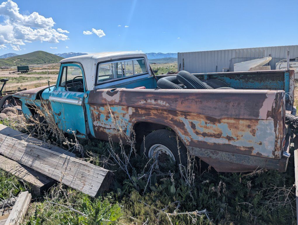 Vintage 1965 Dodge 200 Long Bed Truck 318 V8 Dana