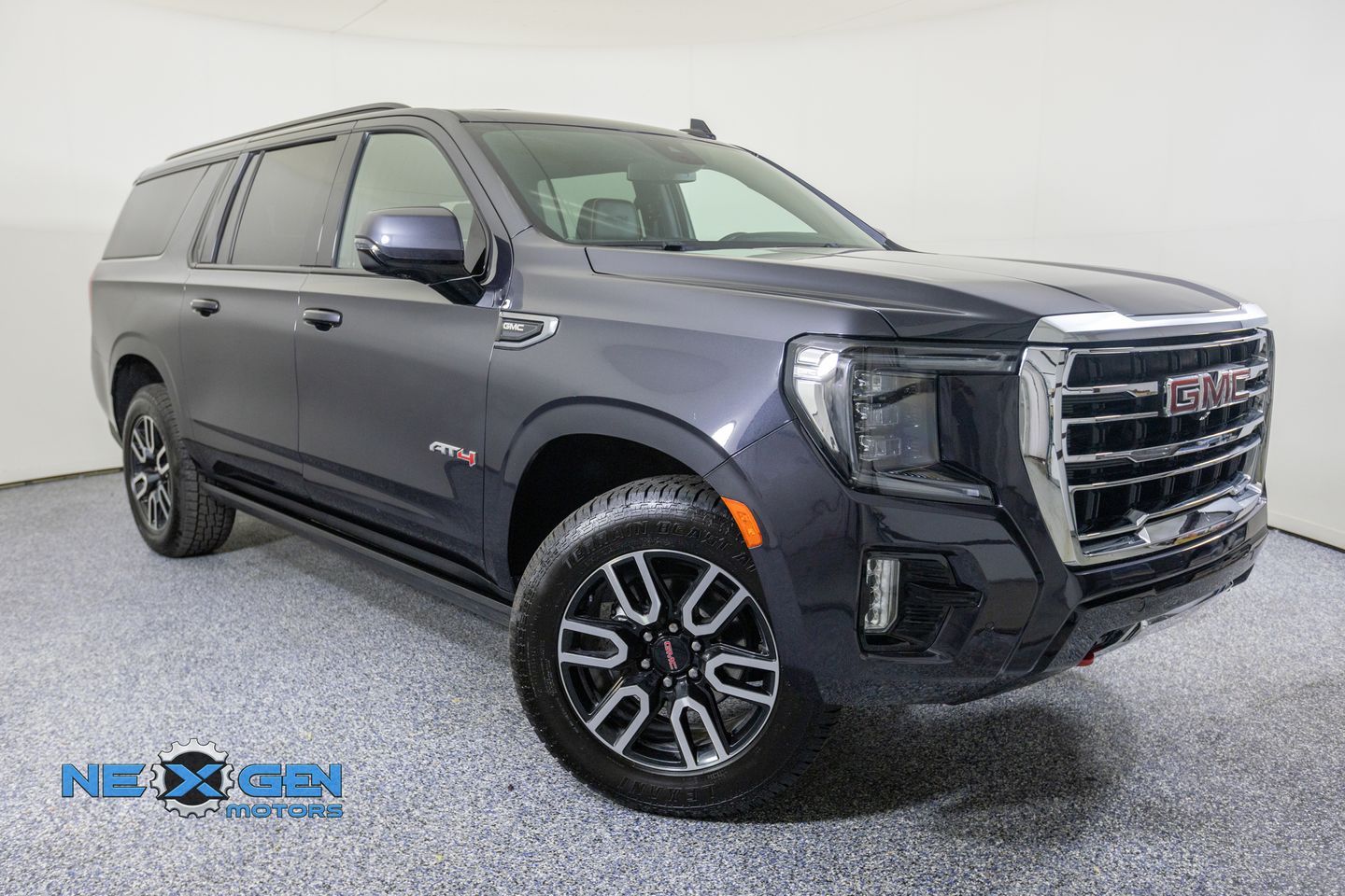 2023 GMC Yukon XL AT4