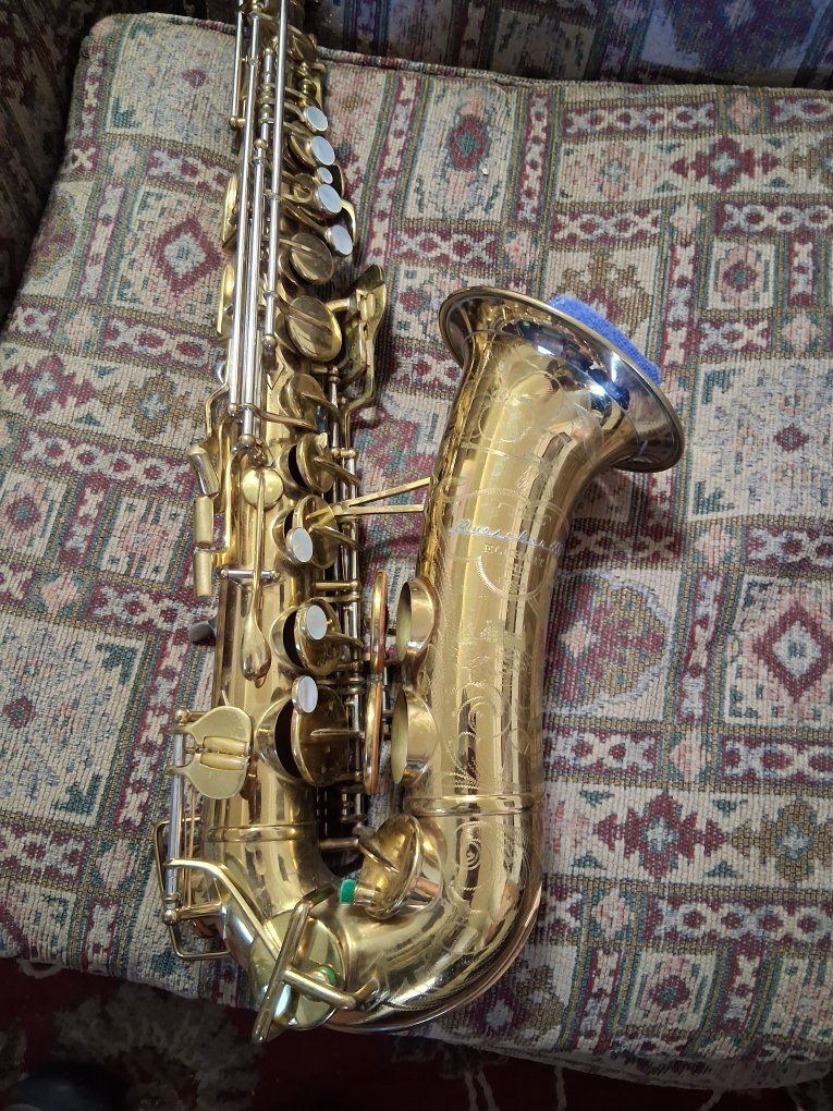 Main image 4