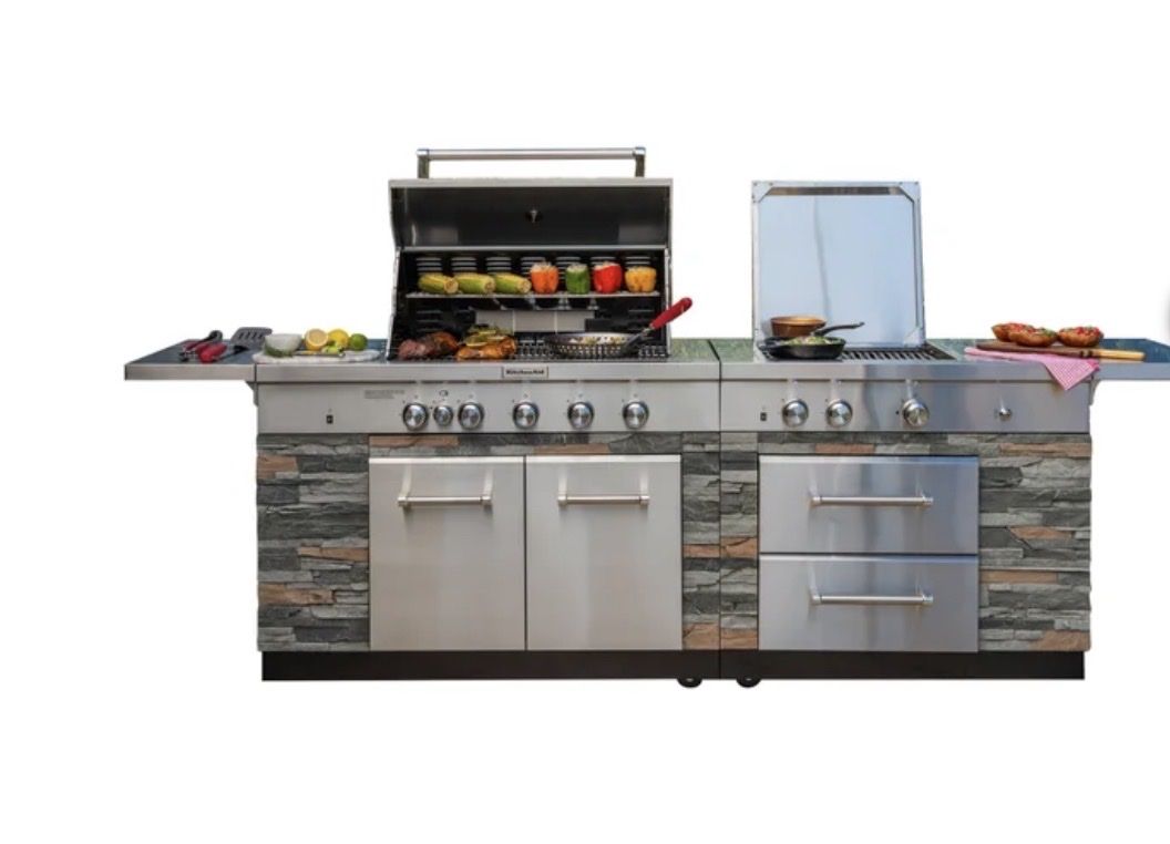KitchenAid Model 860-0003C 7-Burner Liquid Propane Outdoor Island Grill & Griddle