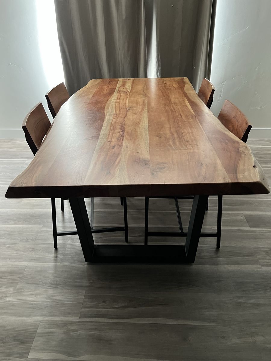 Live Edge Solid Wood Dining Table with 4 chairs.