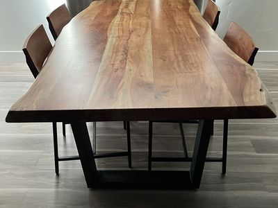 Live Edge Solid Wood Dining Table with 4 chairs.