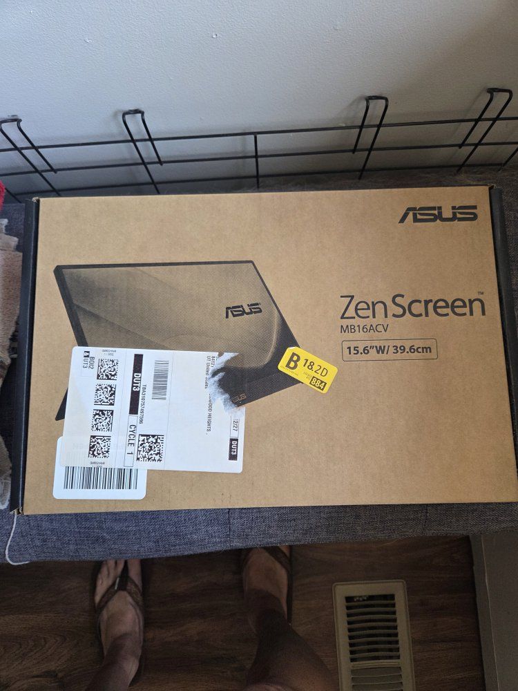 New In Box 15.6" W Asus ZenScreen Monitor