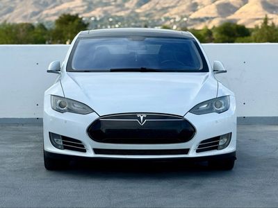2014 Tesla Model S P85