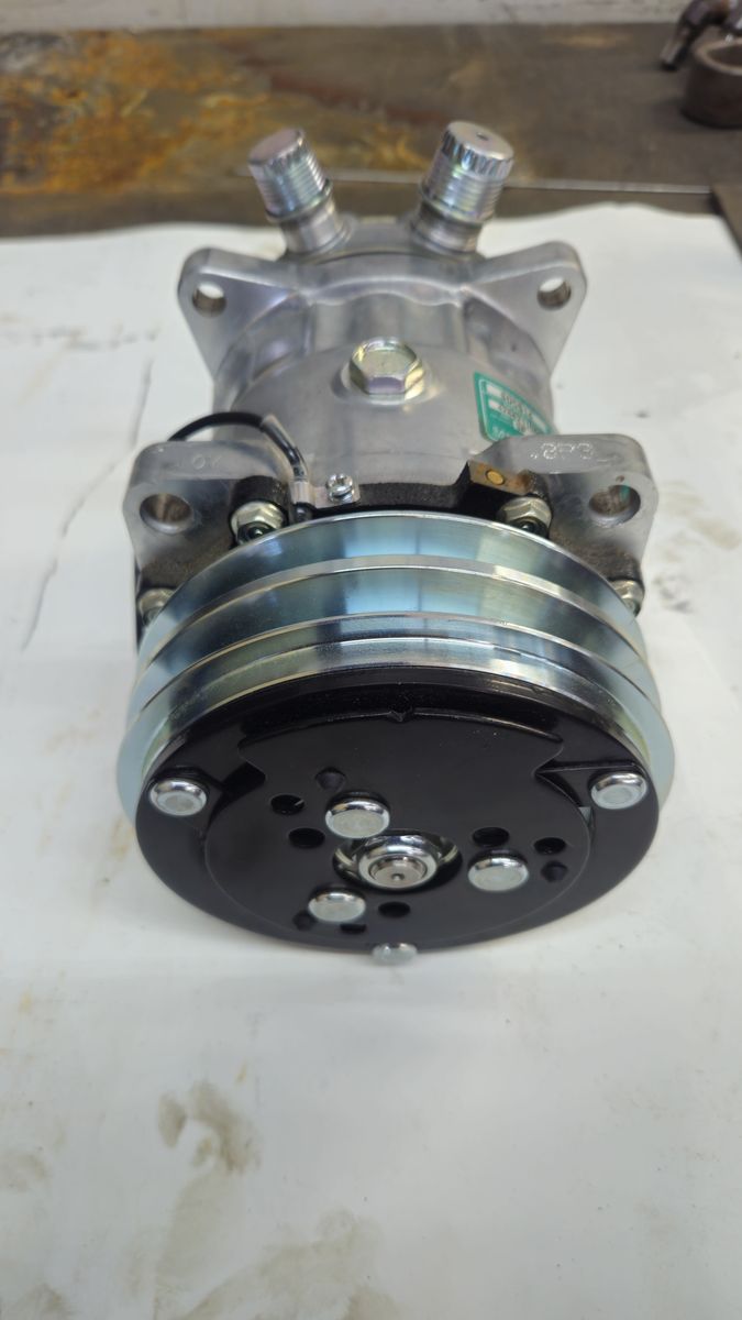 Main image 3