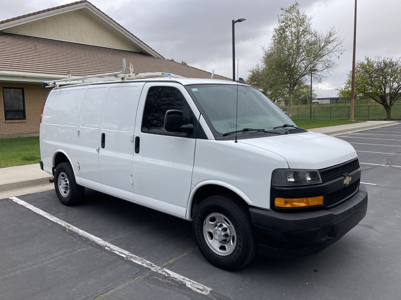 2019 CHEVROLET EXPRESS 2500