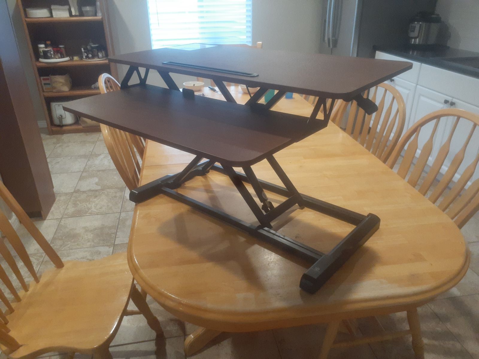Standing desk