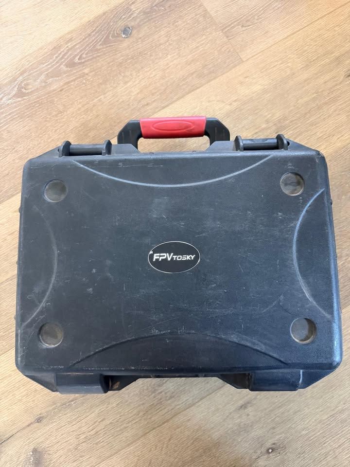 Main image 2
