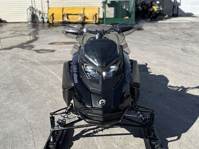 2025 Skidoo Backcountry Adrenaline 850 146x2" E.S.