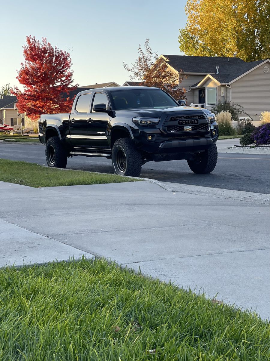 2020 Toyota Tacoma SR5 V6
