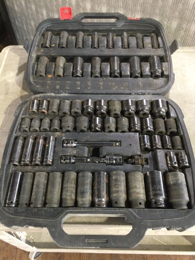 Husky 64pc Set E75010149