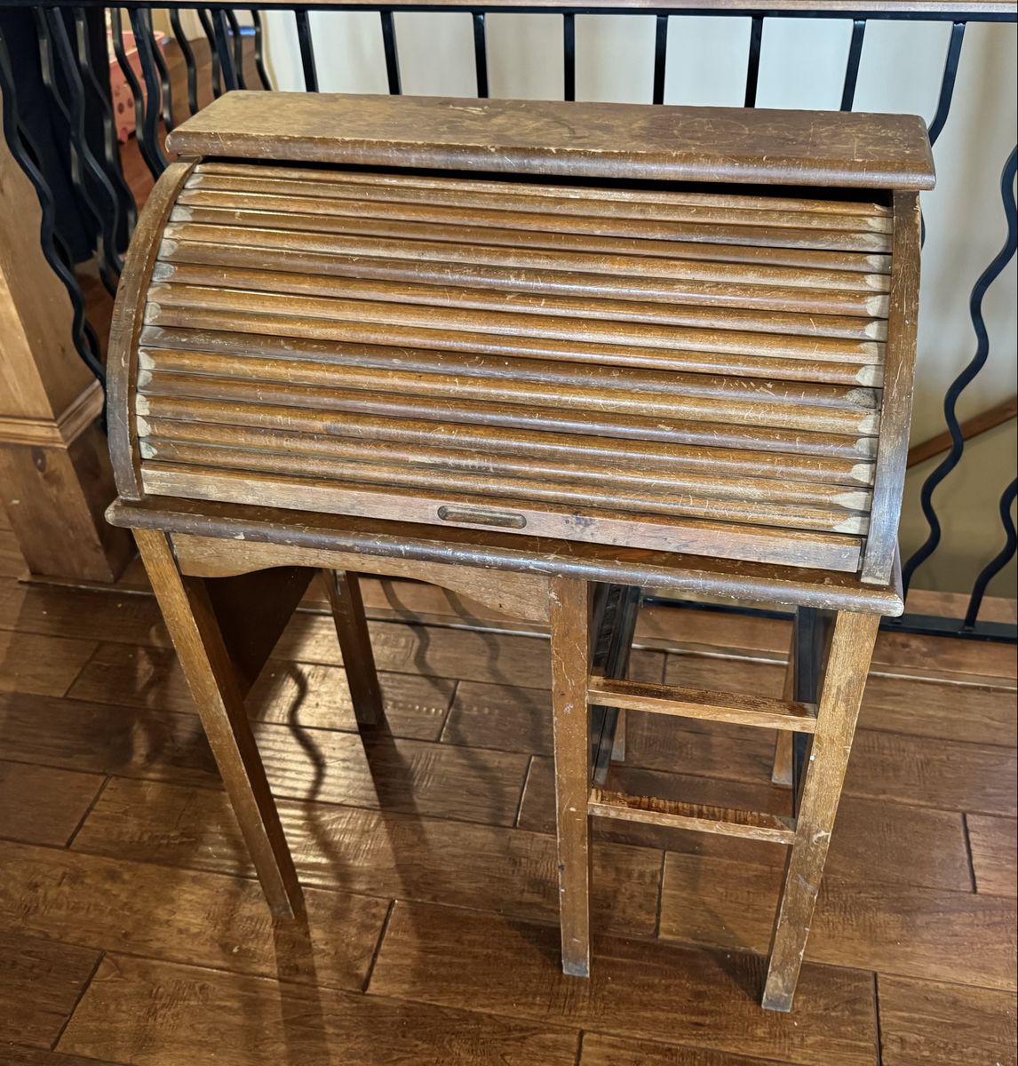 Children’s Rolltop Desk