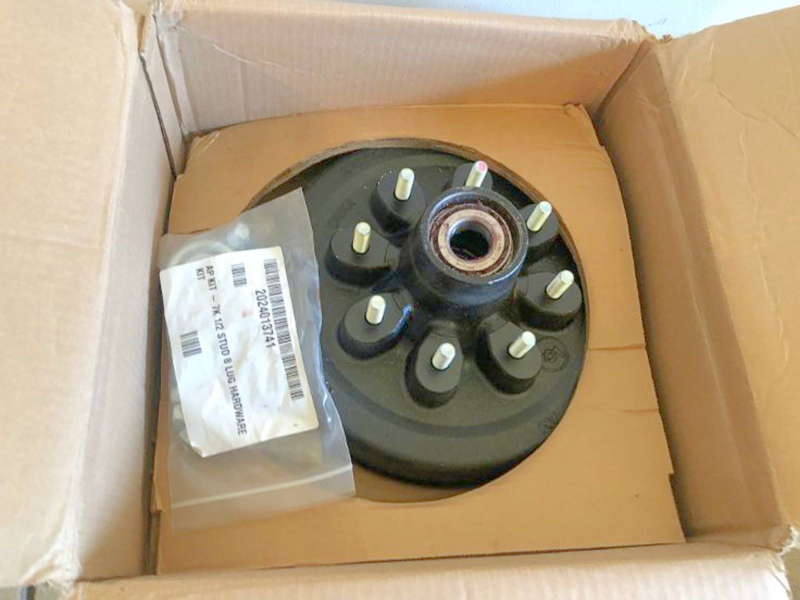 Main image 6