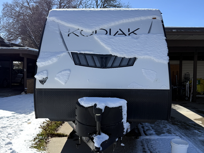 2022 Kodiak SE 27SBH – Excellent Condition