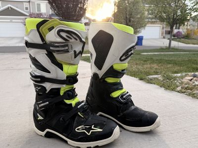 AlpineStars Tech 7 size 12 motocross enduro boots