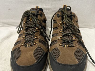 Cabela’s men’s size 12, like new Brown mesh & Leather waterproof, hiking shoes