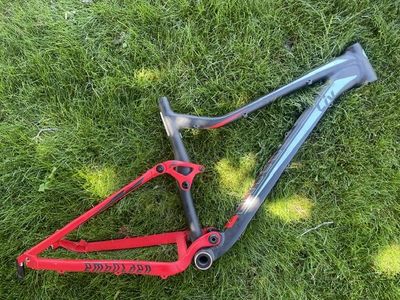 LIV Embolden 27.5 brand-new frame (Medium)