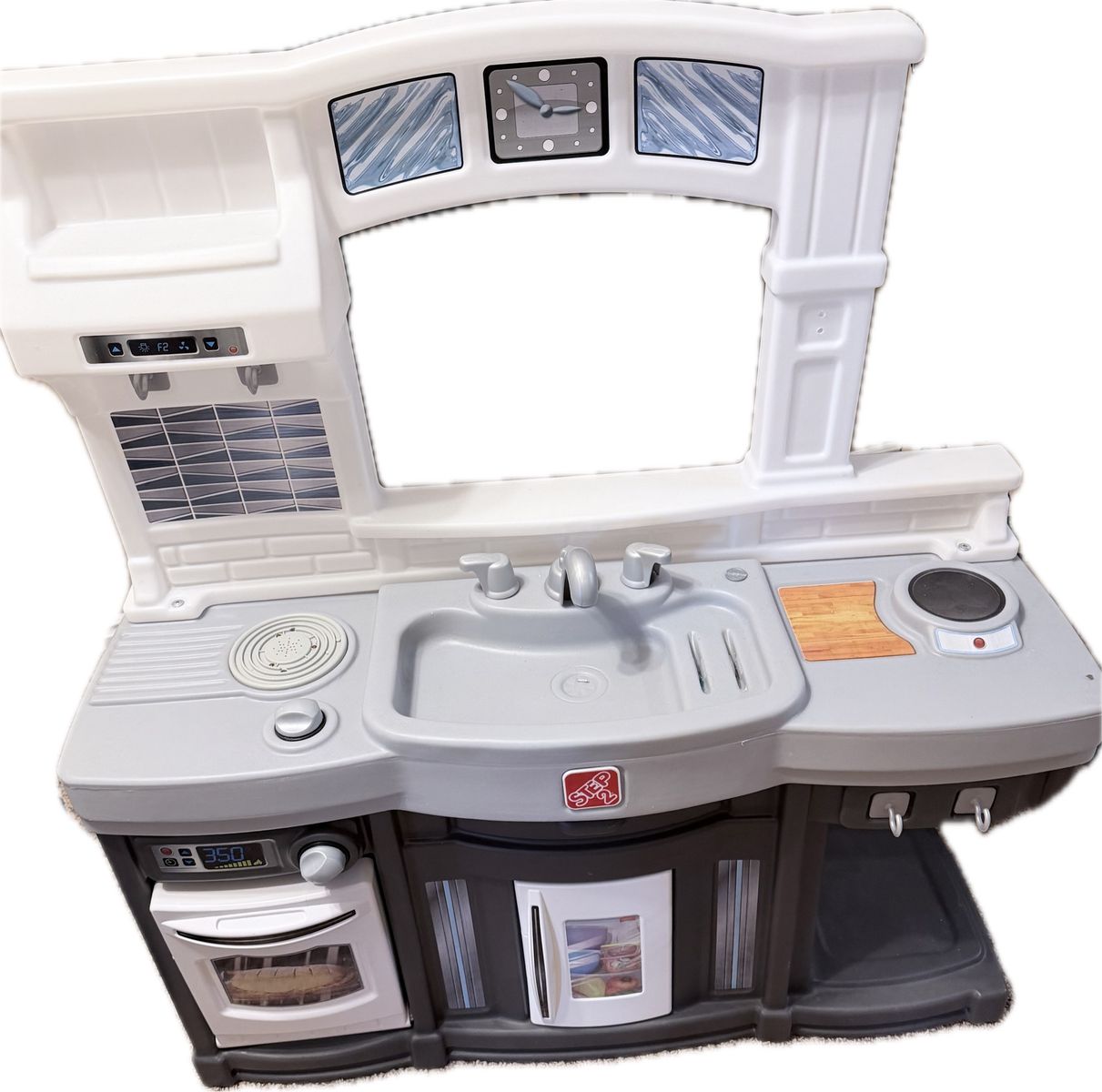 Step 2 Kitchen