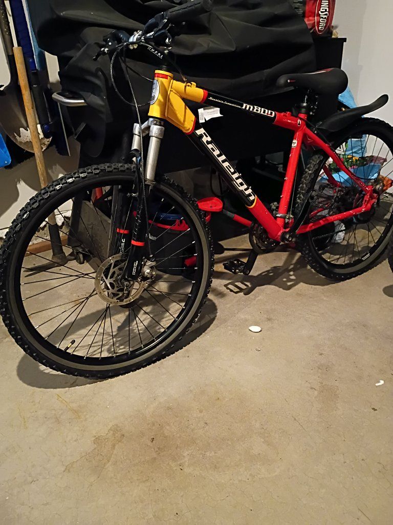 Raleigh m800 mountain competition