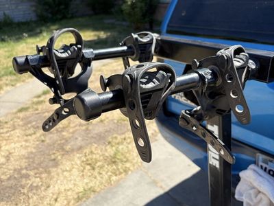 Thule Apex XT 2-Bike Hitch Rack - Black, Secure & Easy Bike Transport