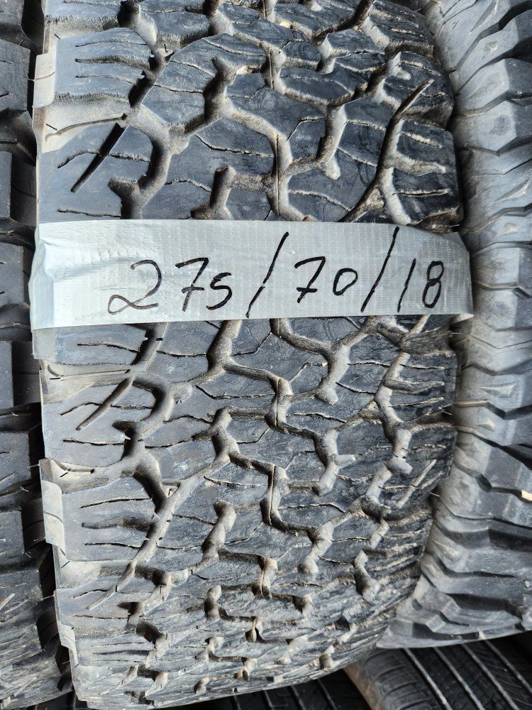 275/70r18 bfgoodrich Ko2 all terrain