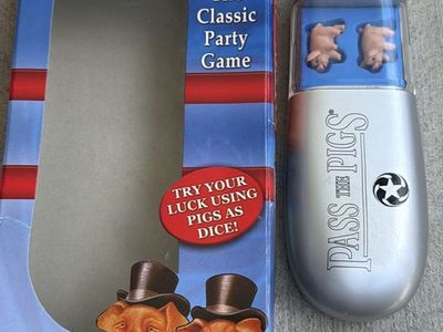 Pass The Pigs Classic Party Game - Portable Dice Game with Pig-Shaped Dice, Complete in Box