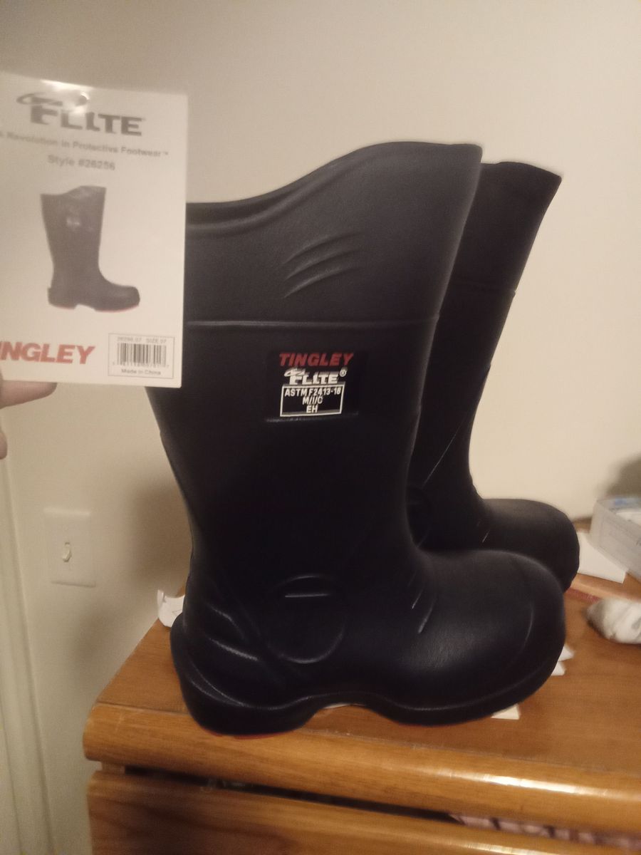 Tingley  Size 7