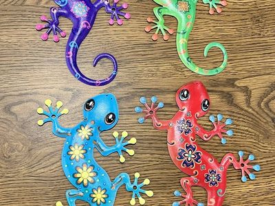 4 Pack Metal Gecko Outdoor Decorations - 9.8" Blue, Green, Purple, and Red hanging metal art ML4