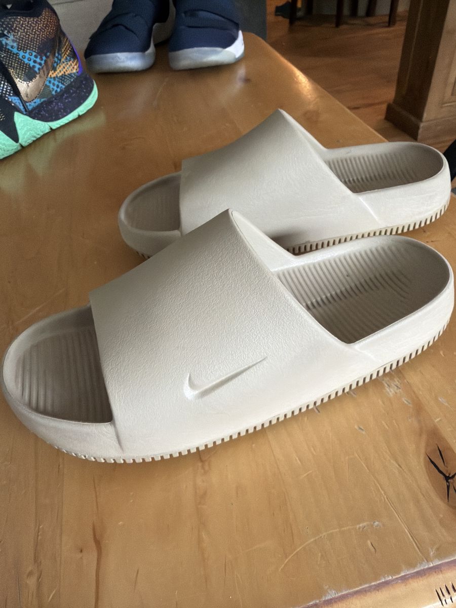 Nike calm slide khaki men’s size 7