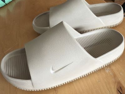 Nike calm slide khaki men’s size 7