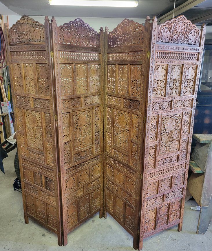 Hand-Carved Teak Wood Room Divider / Privacy Screen, 4-Panel, Intricate Leaf Design