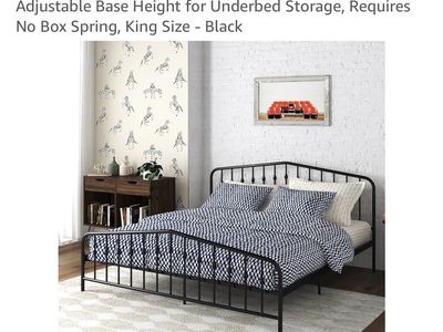 BLACK KING SIZE METAL BED