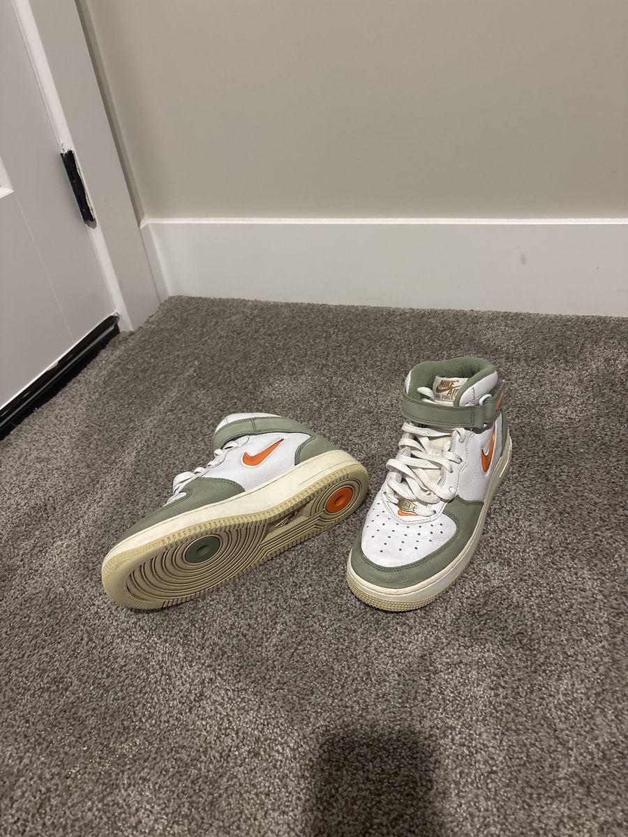 Nike air Jordan men’s 8